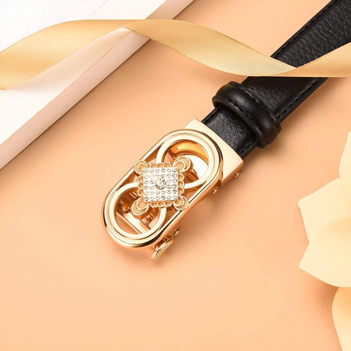 Belt In Leather TO Buckle Double Coeur For Women Model Quynn by Zictor