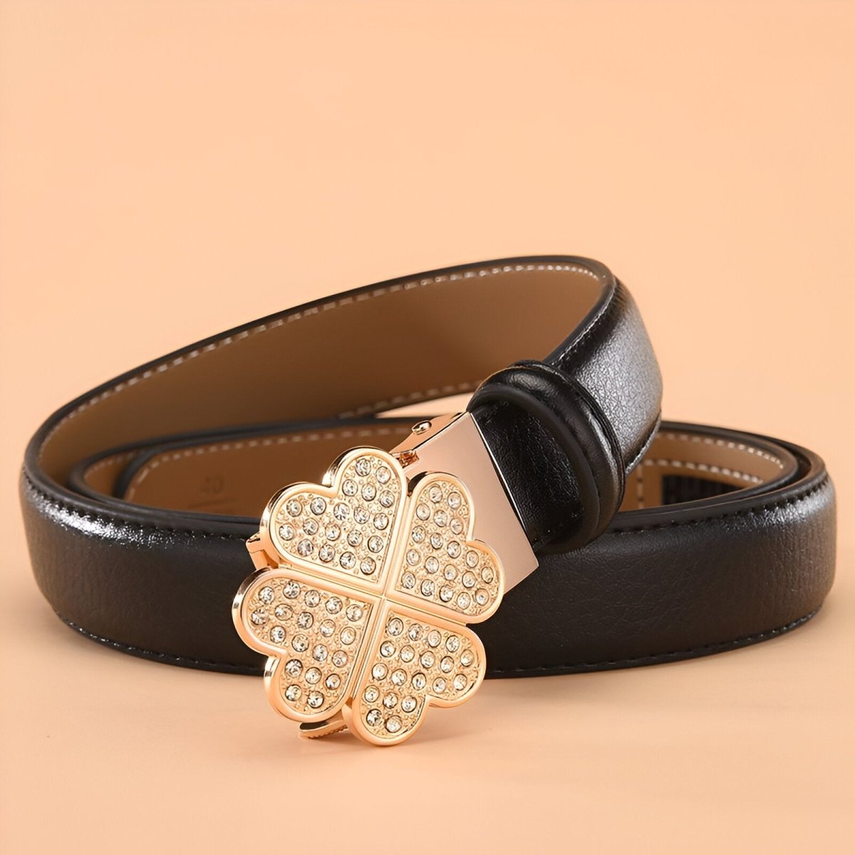 Belt auBerkeRayyanyatique in leather with buckle trèfle to strass, model Canyon - Zictor