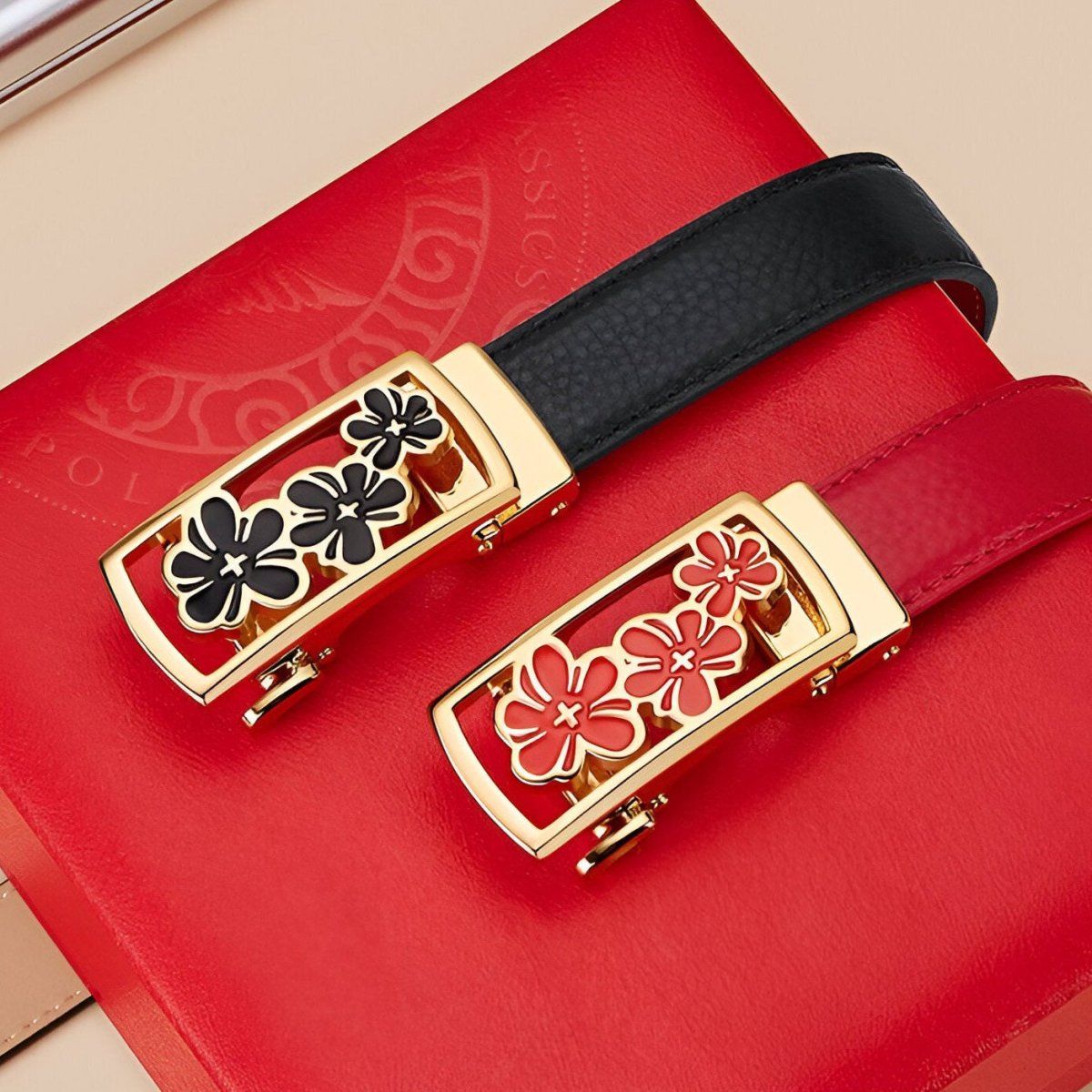 Belt In Leather Graine With Buckle Infini And Strass Model Stéphane by Zictor