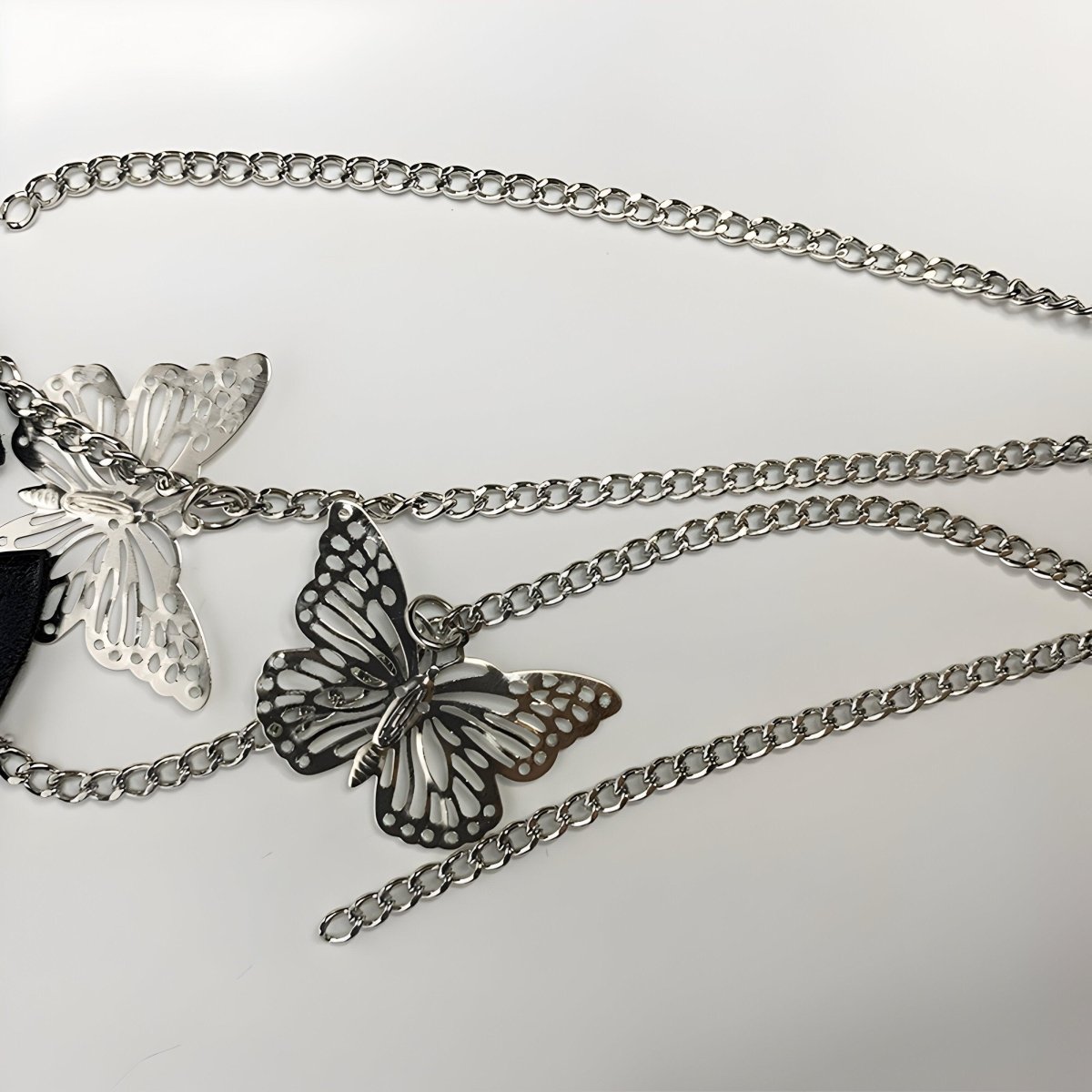 Belt With Chaine Papillons Model Edi by Zictor