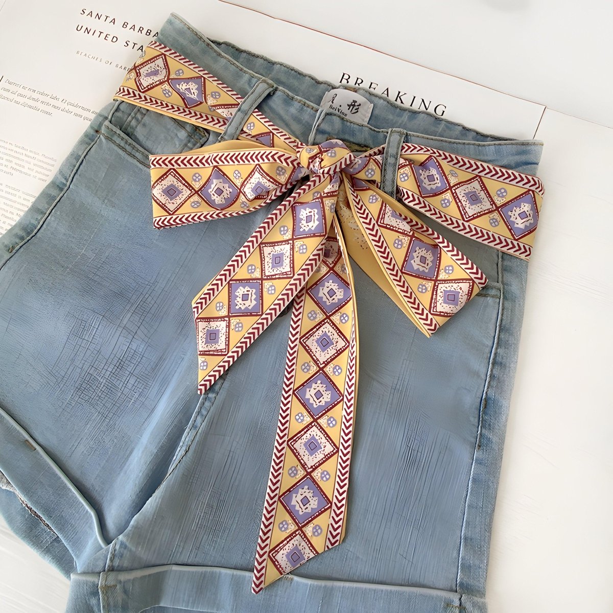 Belt foulard, to motifs carreaux abstraits, model Sashai - Zictor