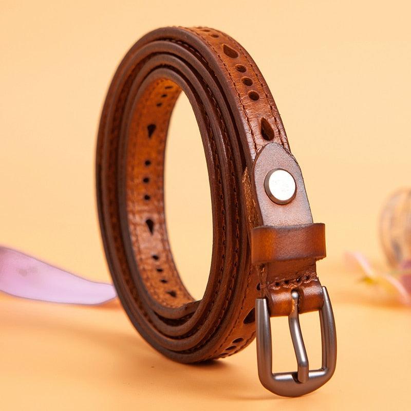 Belt in leather for women, model Maayan - Zictor