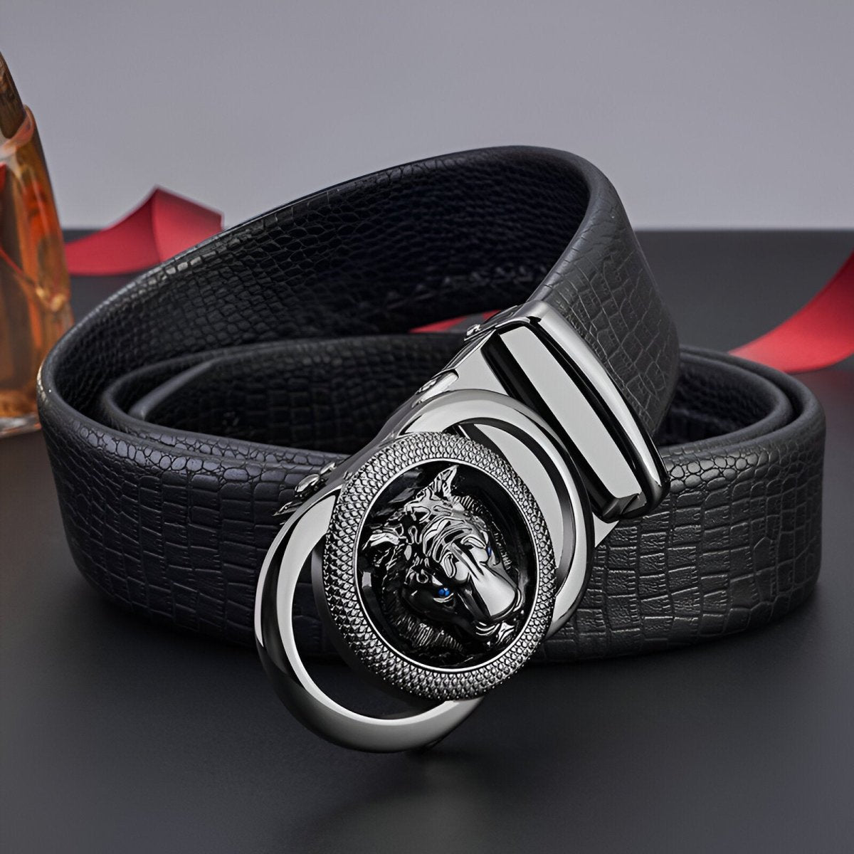Belt Aspect Crocodile TO Buckle Tete Of Lion For Men Model Cameren by Zictor