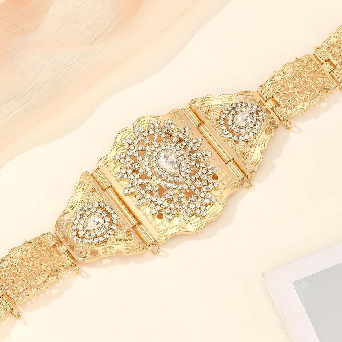 Belt Golden TO Strass With Motifs Diamants Model Mio by Zictor
