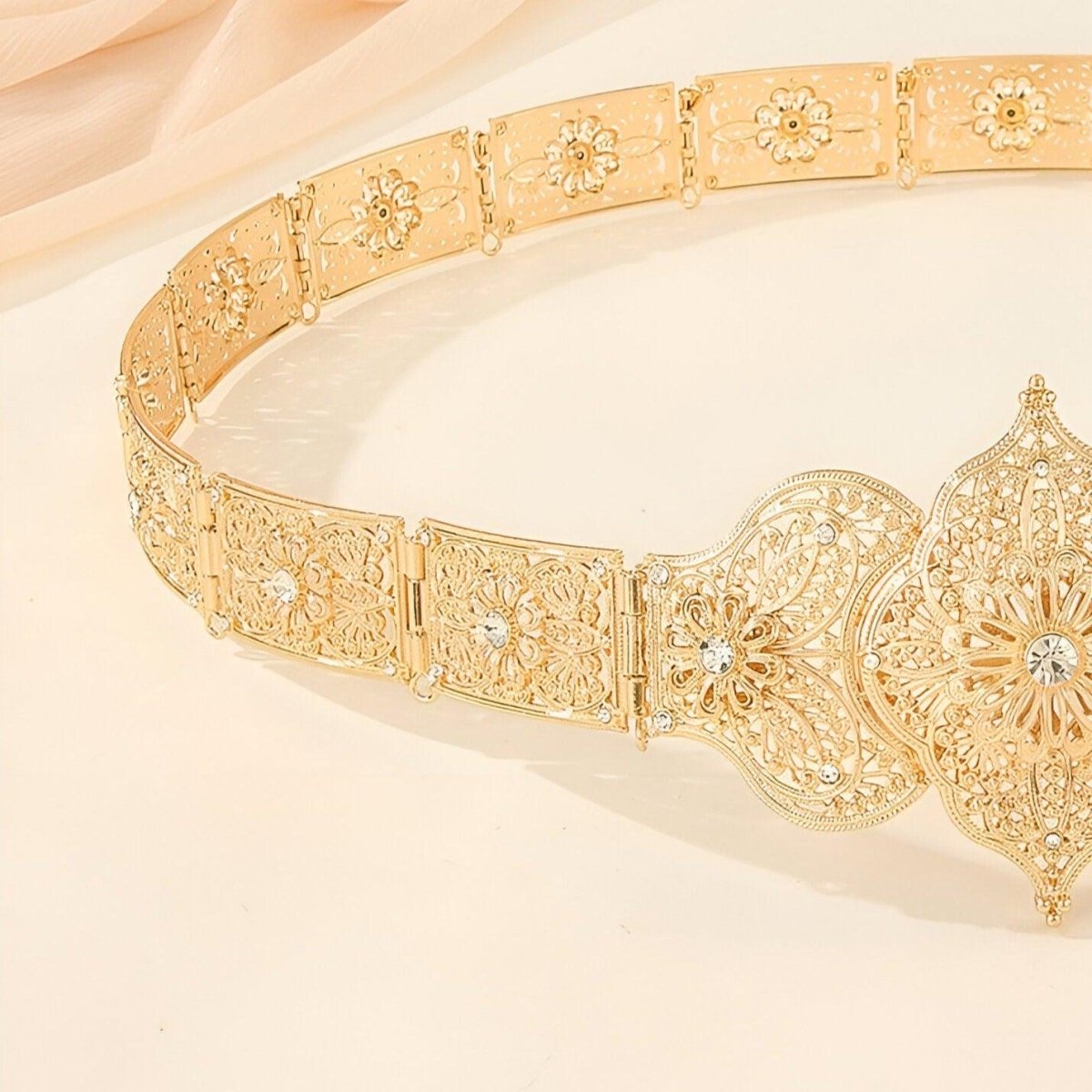 Belt TO Lallure Royale Incrustee Of Strass Model Jae by Zictor