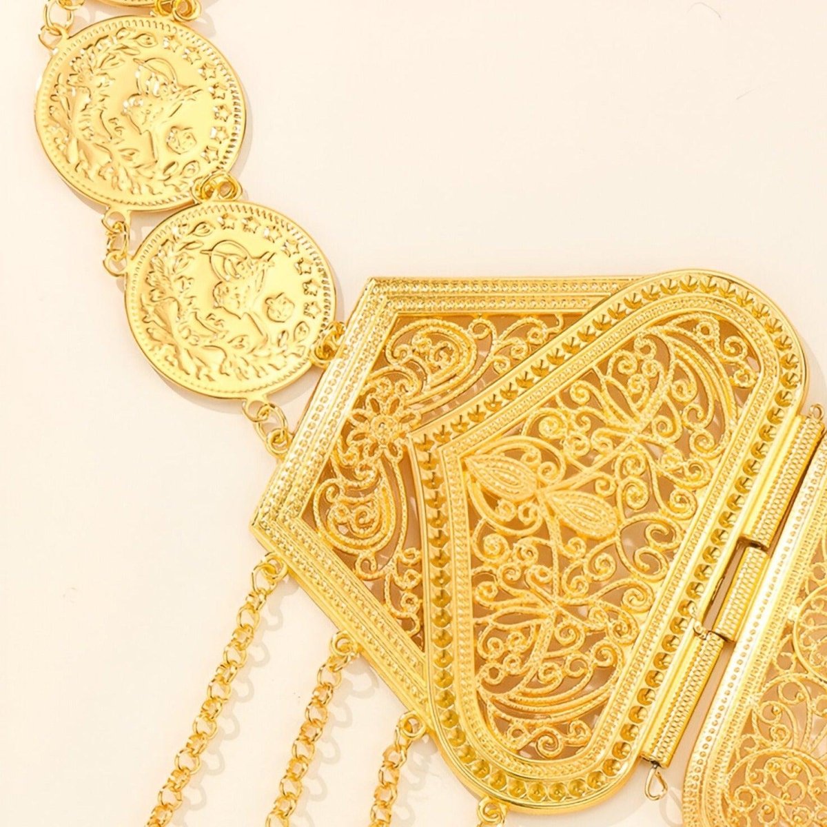 Belt With Pendentifs And Medaillons TO Motifs Model Aki by Zictor