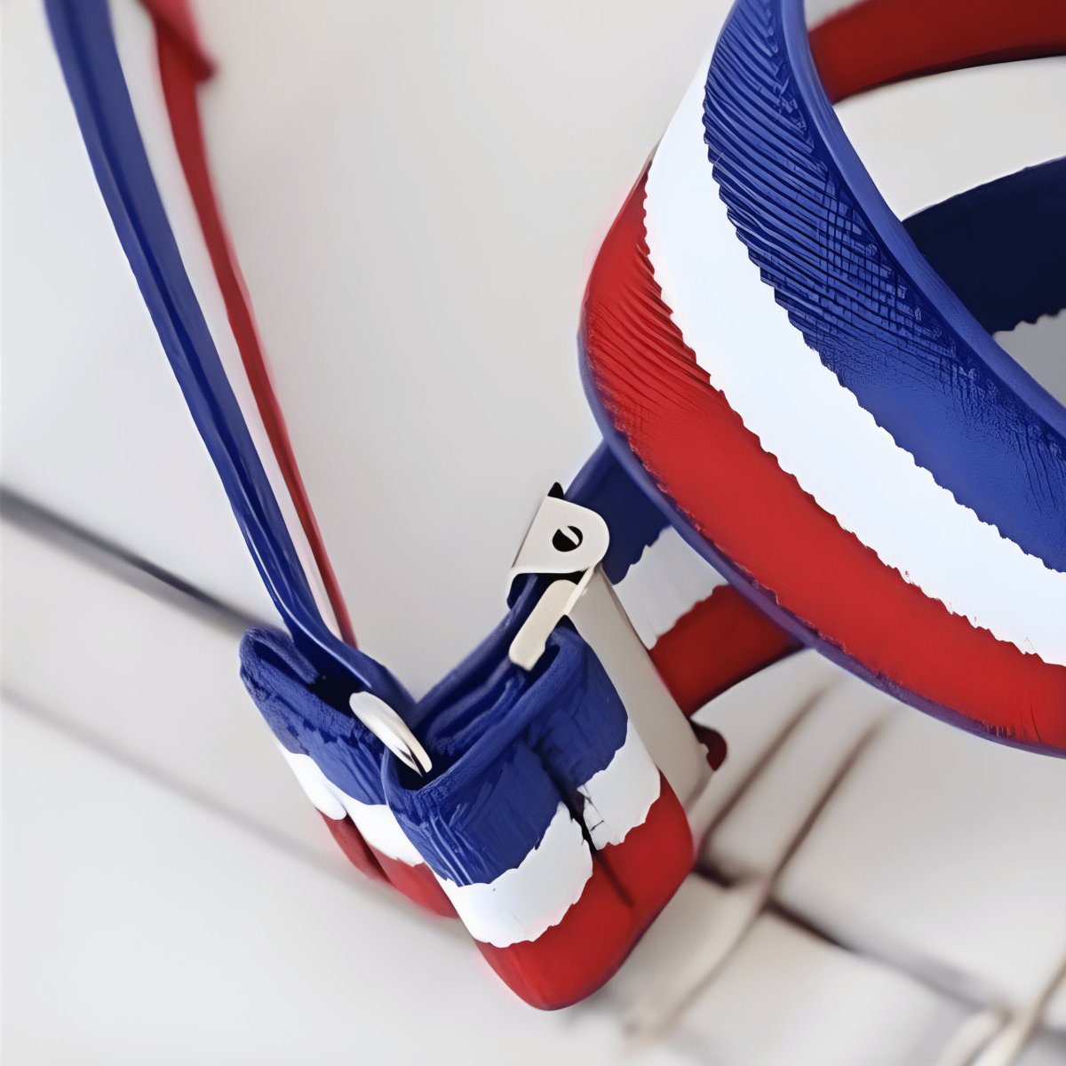 Belt Buckle Blue White Red Model Poet by Zictor