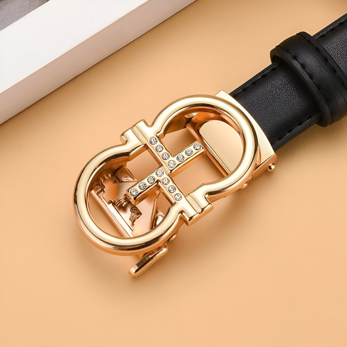 Belt In Leather TO Buckle Golden Omega Model Ole by Zictor